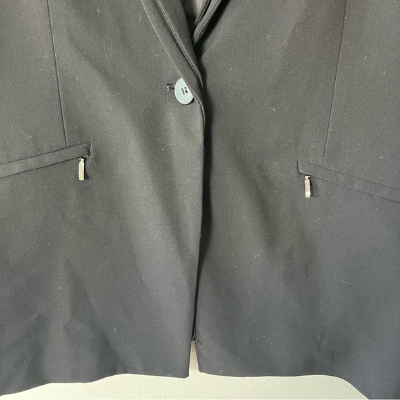 New York and Company Stretch One Button Black Blazer Women's 18 - Picture 3 of 7
